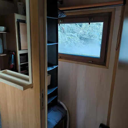 Hausbot Slapy ספינת מלון Dublovice